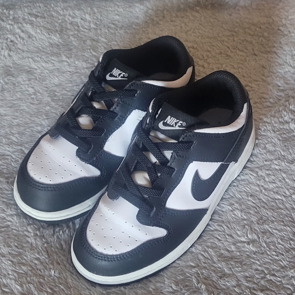 Nike Dunks 10c - Picture 5 of 5